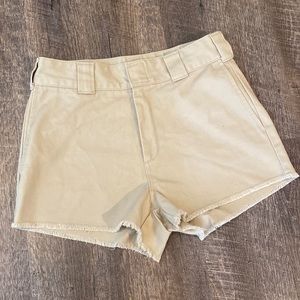 Dickies khaki shorts
